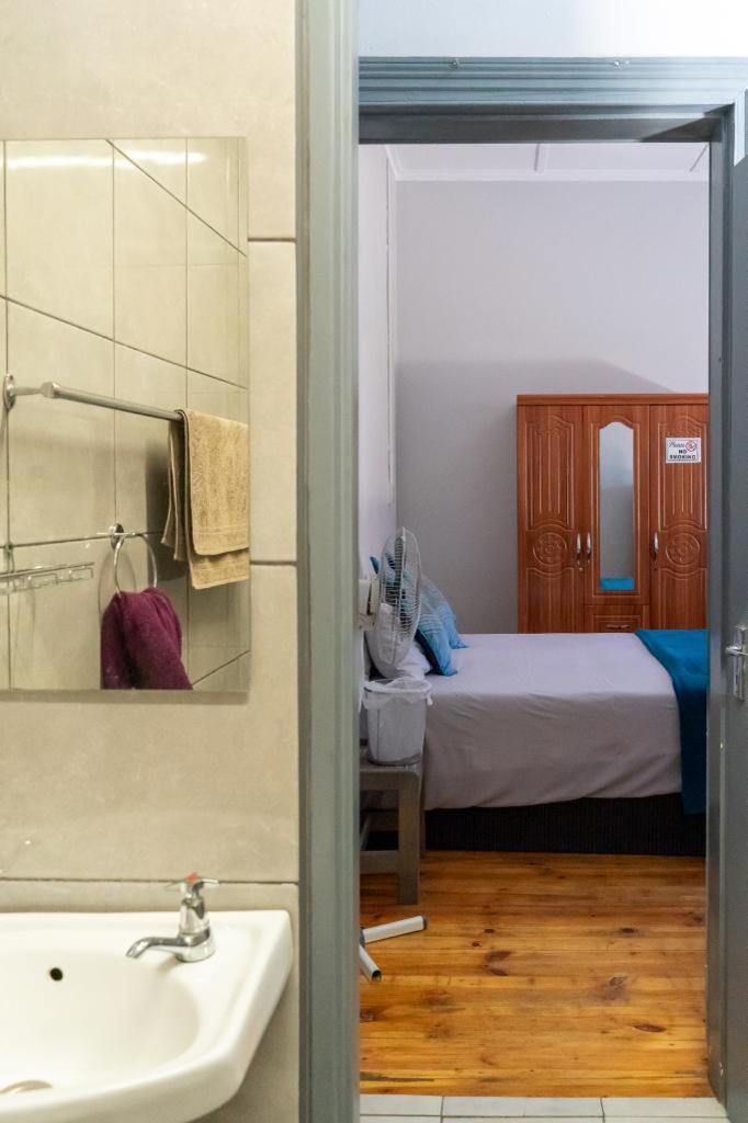 ホテル Keetmanshoop Self-Catering エクステリア 写真