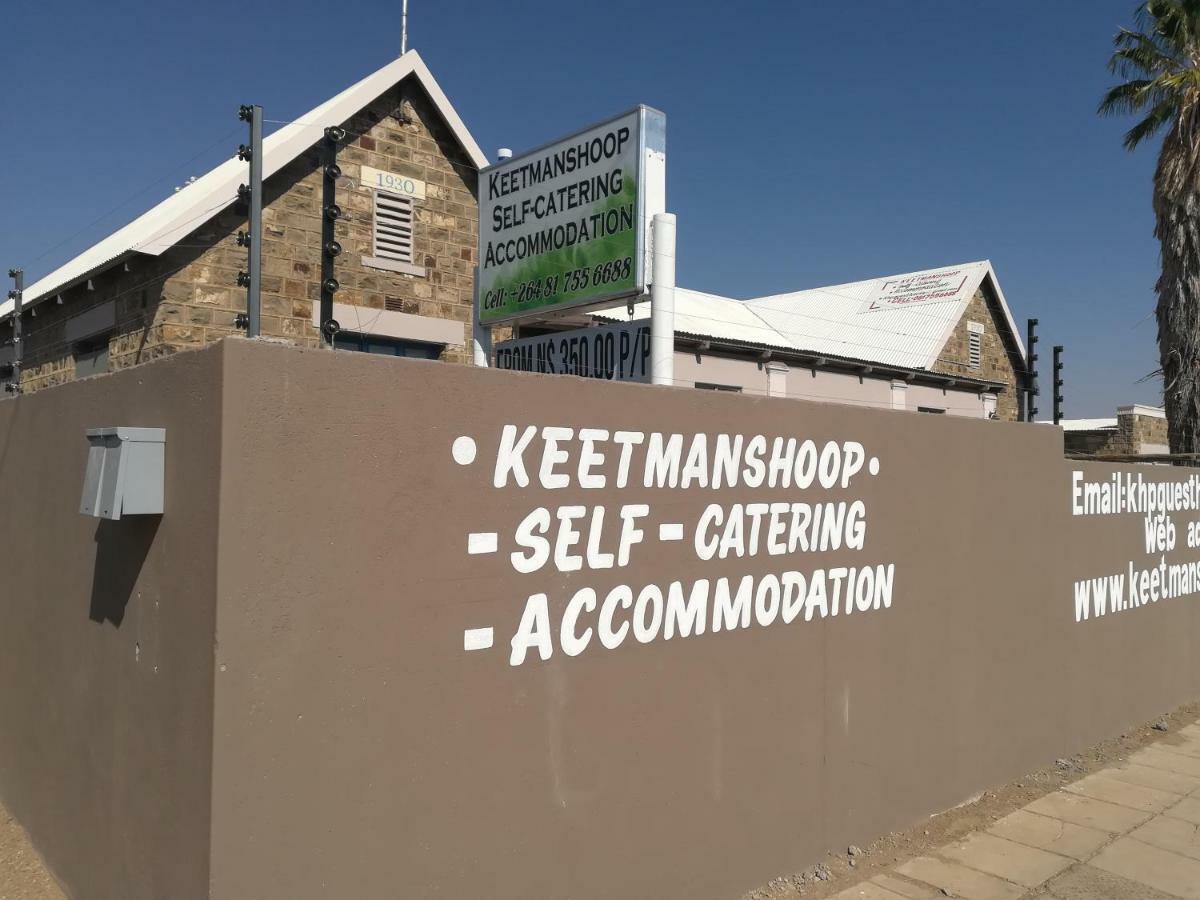 ホテル Keetmanshoop Self-Catering エクステリア 写真